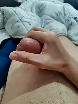 emrekzlk52 online show from February 2026 10:49:02 AM