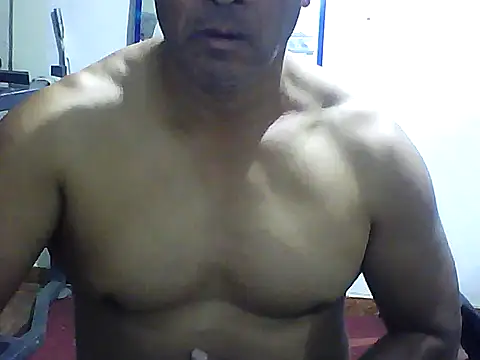 Snapshot of sexigym35 chatting on September 2025 03:31:01 AM sexigym35 online show from September 2025 03:31:01 AM
