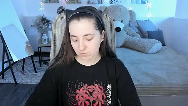 VirtuallVoyant online show from March 2026 01:24:02 AM