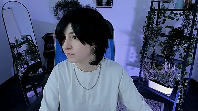 VirtuallVoyant online show from April 2026 07:51:02 PM