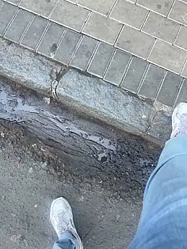 Snapshot of kamo012000 chatting on October 2025 07:51:01 AM kamo012000 online show from October 2025 07:51:01 AM