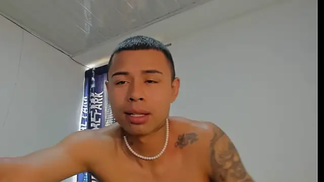  Logan Colton  online show from September 2025 05:37:01 PM