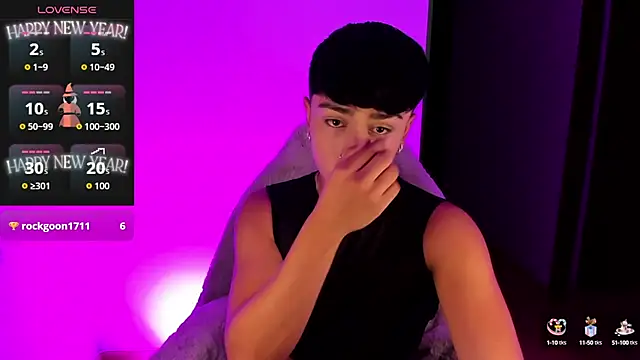 Snapshot of Matheewx_m chatting on October 2025 02:43:02 AM Matheewx m online show from October 2025 02:43:02 AM