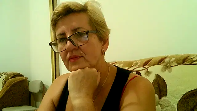 Snapshot of Dana4921 chatting on September 2025 05:03:01 PM Dana4921 online show from September 2025 05:03:01 PM