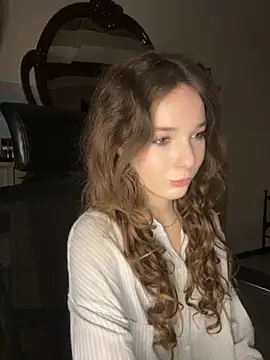 Juanita Osborne online show from September 2025 02:06:02 PM