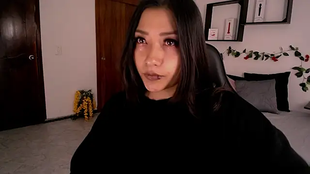 Snapshot of Mia_1120 chatting on October 2025 12:38:01 PM Mia 1120 online show from October 2025 12:38:01 PM