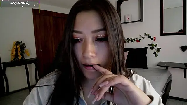 Snapshot of Mia_1120 chatting on November 2025 08:42:02 PM Mia 1120 online show from November 2025 08:42:02 PM