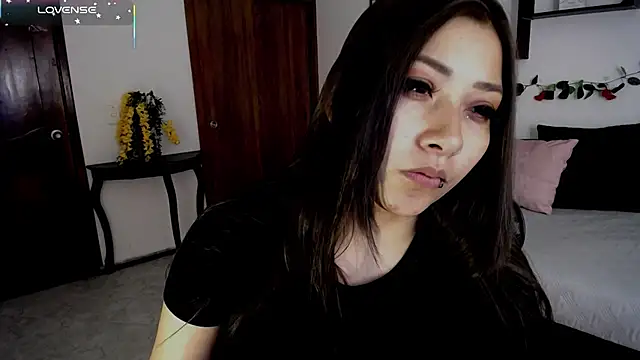 Snapshot of Mia_1120 chatting on November 2025 07:25:01 PM Mia 1120 online show from November 2025 07:25:01 PM