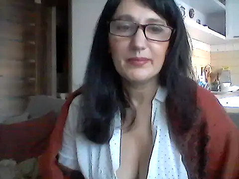 Snapshot of Elena48324 chatting on January 2026 09:46:02 AM Elena48324 online show from January 2026 09:46:02 AM
