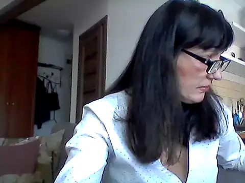 Snapshot of Elena48324 chatting on April 2026 10:47:02 AM Elena48324 online show from April 2026 10:47:02 AM