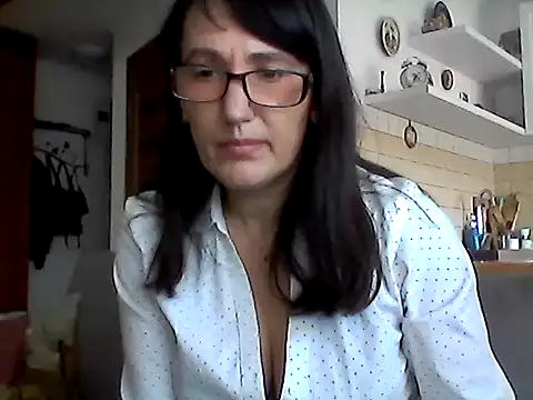 Snapshot of Elena48324 chatting on April 2026 01:41:02 PM Elena48324 online show from April 2026 01:41:02 PM