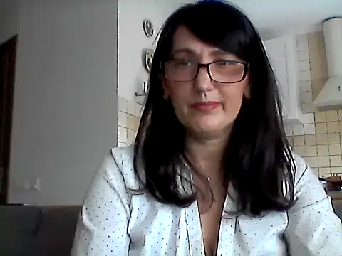 Snapshot of Elena48324 chatting on May 2026 12:54:02 PM Elena48324 online show from May 2026 12:54:02 PM