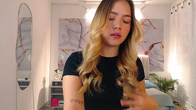  Tiffany1 online show from October 2025 06:36:01 PM