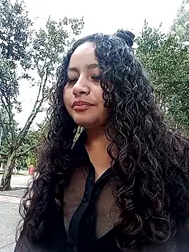 Yaya watson online show from October 2025 07:33:01 PM