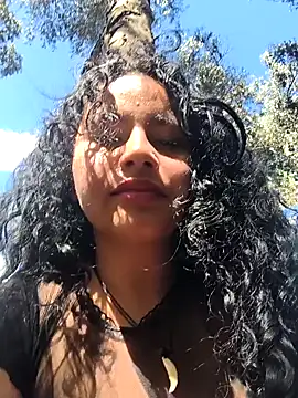 Snapshot of Yaya_watson chatting on June 2026 08:08:01 PM Yaya watson online show from June 2026 08:08:01 PM