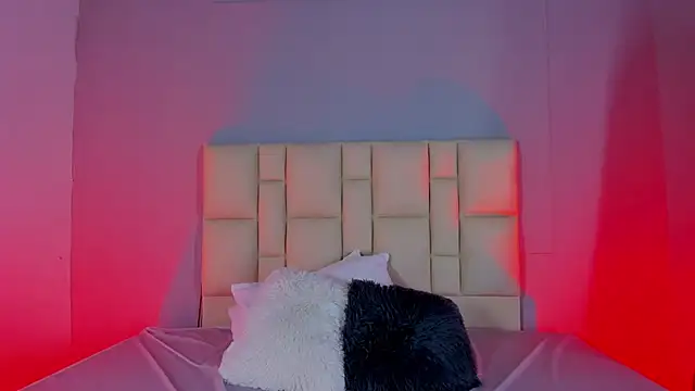 Zafiro  Brown online show from January 2026 12:07:02 PM