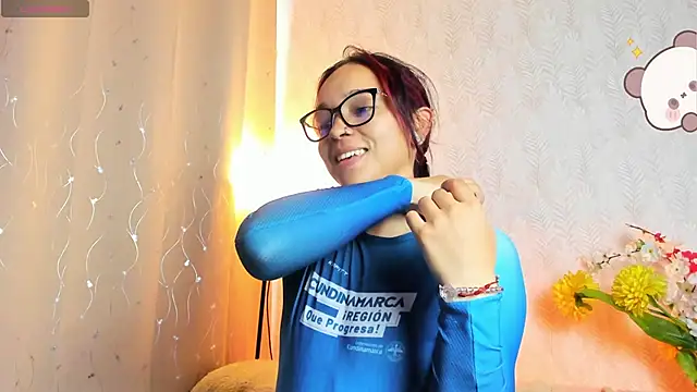 Dafne Mel online show from June 2026 04:35:02 PM