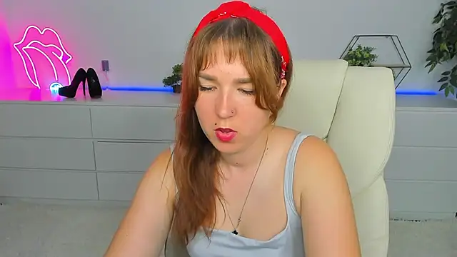 Sofii darling online show from September 2025 04:32:02 PM