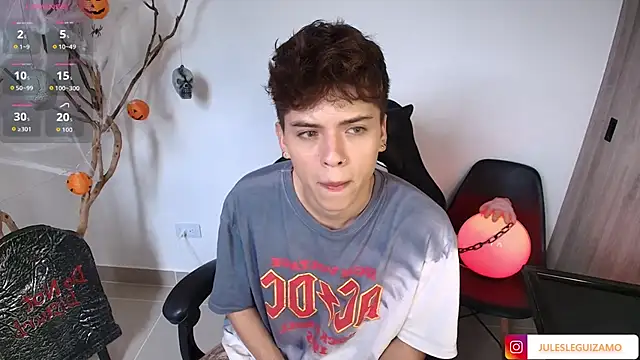 stev austin  online show from October 2025 07:03:01 PM