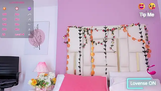 Silvana-Castro online show from October 2025 12:26:01 PM