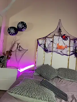 Snapshot of Alexandraa_Gomez chatting on October 2025 09:00:02 PM Alexandraa Gomez online show from October 2025 09:00:02 PM