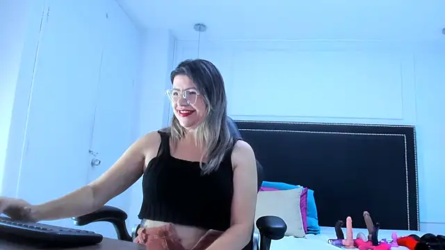 Ariana costa online show from September 2025 01:27:01 PM