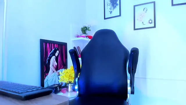 Ariana costa online show from October 2025 07:03:02 PM