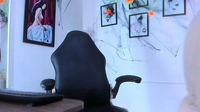 Ariana costa online show from October 2025 01:46:02 PM