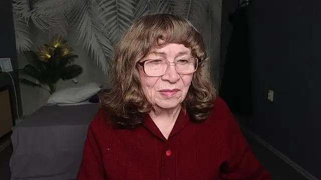 Betty Brick online show from April 2026 10:36:01 AM