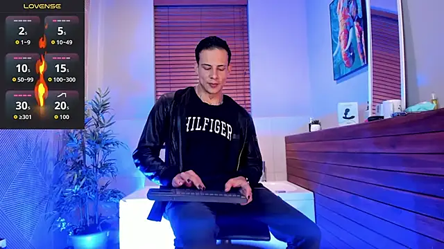 Dustin Sonne online show from October 2025 03:29:02 AM