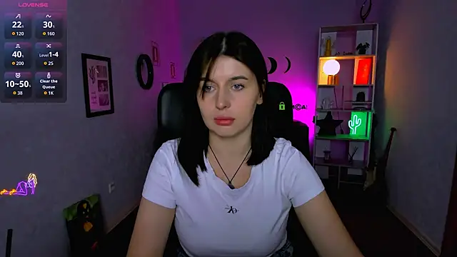 violett queen12 online show from September 2025 03:01:01 PM