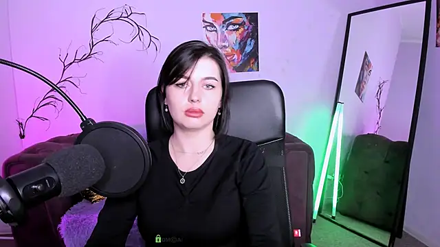 violett queen12 online show from November 2025 02:37:02 PM