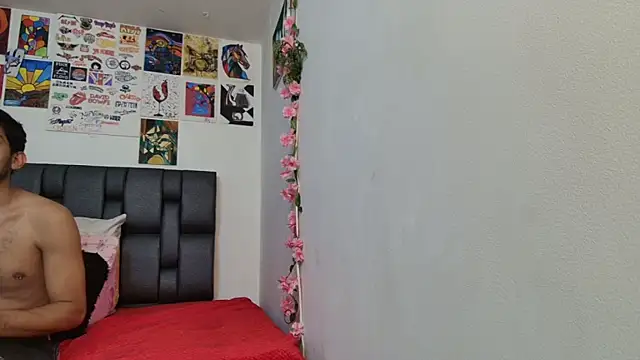 Snapshot of ashtoncooperr chatting on September 2025 09:03:01 PM ashtoncooperr online show from September 2025 09:03:01 PM