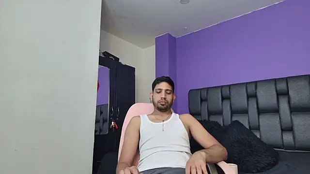 Snapshot of ashtoncooperr chatting on October 2025 07:12:01 PM ashtoncooperr online show from October 2025 07:12:01 PM