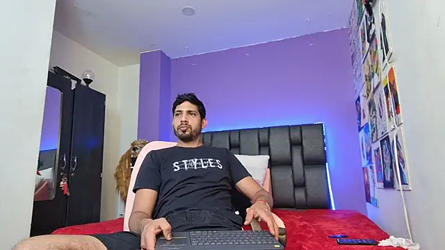 Snapshot of ashtoncooperr chatting on November 2025 08:11:02 PM ashtoncooperr online show from November 2025 08:11:02 PM