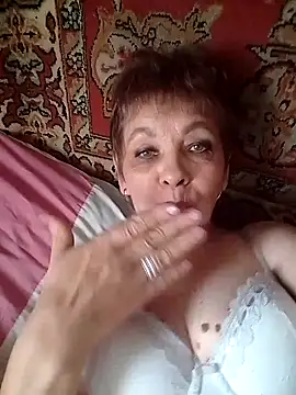 Snapshot of Rose60301 chatting on September 2025 08:47:01 AM Rose60301 online show from September 2025 08:47:01 AM