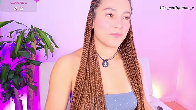 Snapshot of onlyemily_ chatting on July 2026 01:58:33 AM onlyemily online show from July 2026 01:58:33 AM