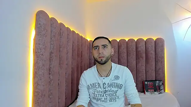 Lushian  online show from February 2026 03:07:01 PM