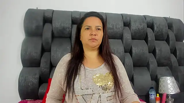 vauroracooper online show from September 2025 01:40:02 AM