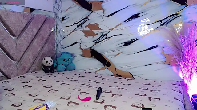 kushina uzumaki75 online show from April 2026 03:32:01 AM