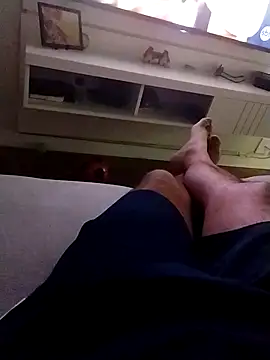 Snapshot of LeoMaduroSP chatting on September 2025 01:27:02 AM LeoMaduroSP online show from September 2025 01:27:02 AM