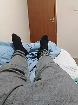 Snapshot of LeoMaduroSP chatting on September 2025 01:44:02 AM LeoMaduroSP online show from September 2025 01:44:02 AM