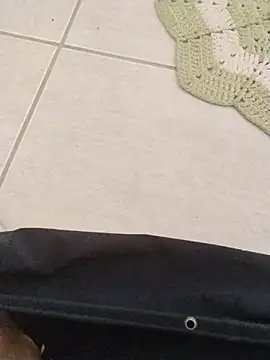 Snapshot of LeoMaduroSP chatting on October 2025 05:35:02 PM LeoMaduroSP online show from October 2025 05:35:02 PM