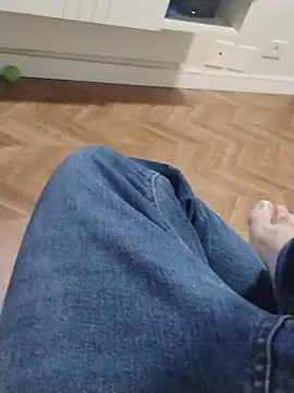 Snapshot of LeoMaduroSP chatting on November 2025 01:05:02 AM LeoMaduroSP online show from November 2025 01:05:02 AM