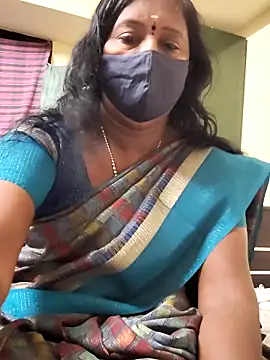 Snapshot of tamil_Nathi chatting on June 2026 11:35:01 PM tamil Nathi online show from June 2026 11:35:01 PM