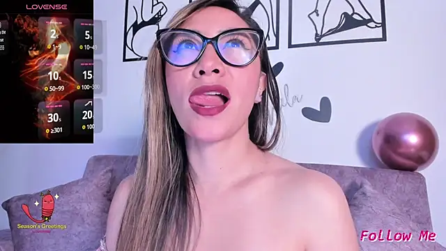 Snapshot of TilaTequila_15 chatting on October 2025 01:30:01 PM TilaTequila 15 online show from October 2025 01:30:01 PM