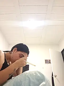 Samantha hotly online show from April 2026 09:25:02 AM