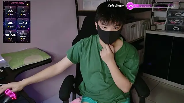 doggyman523 online show from December 2025 03:42:01 PM