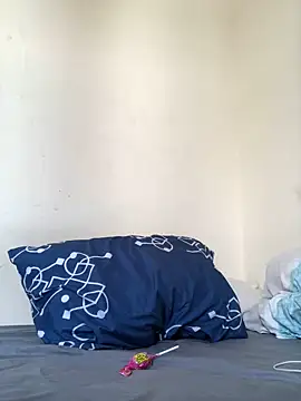 Snapshot of Cesar_Augusto chatting on October 2025 04:05:01 PM Cesar Augusto online show from October 2025 04:05:01 PM