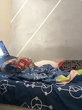 Snapshot of Cesar_Augusto chatting on November 2025 12:15:01 PM Cesar Augusto online show from November 2025 12:15:01 PM